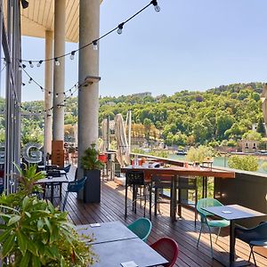 Novotel Lyon Centre-Confluence Bord De Saone